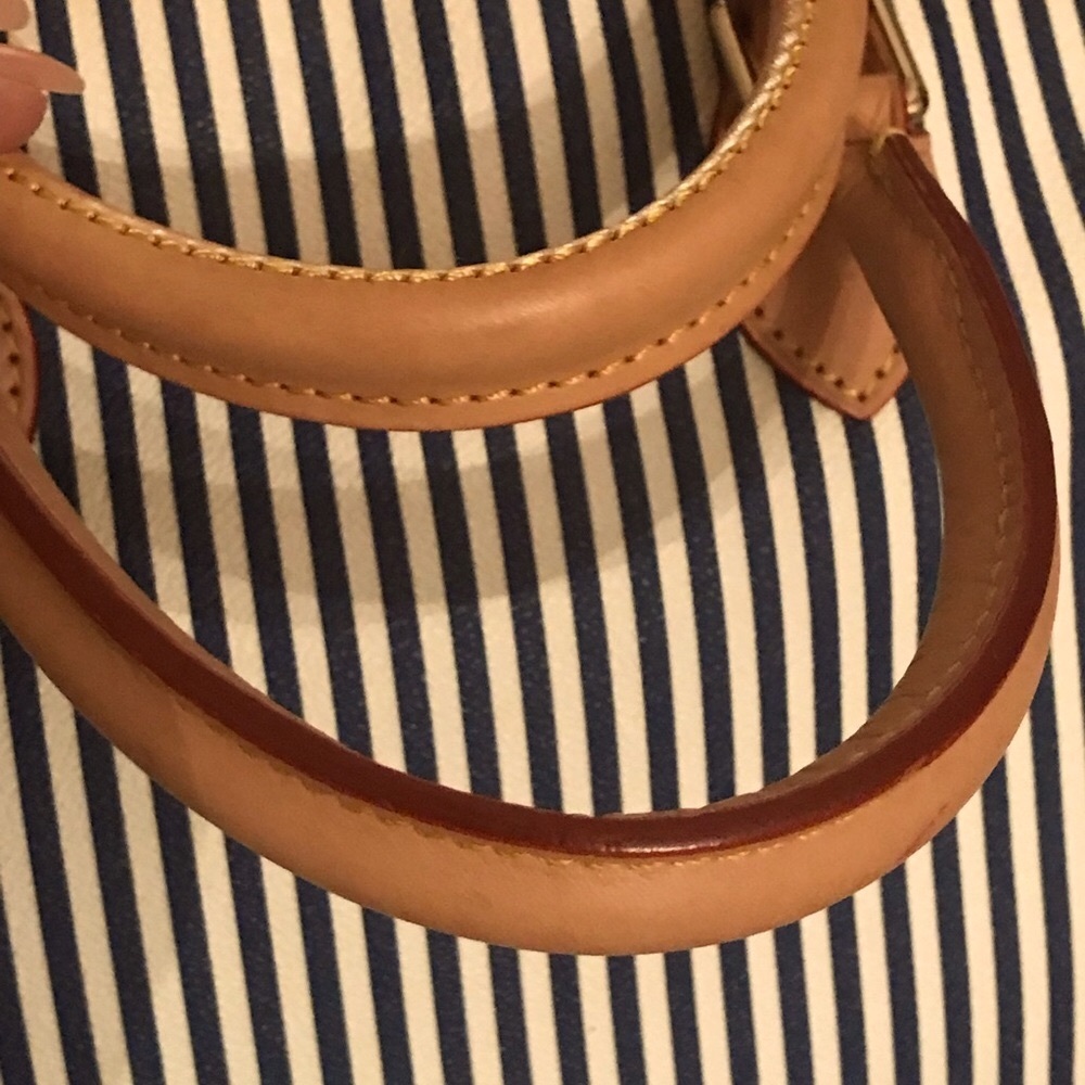 MWOT Dooney and Burke purse - Picture 6 of 15